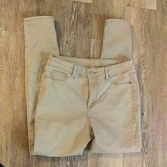 Denim - 💞 Khaki jegging 💞